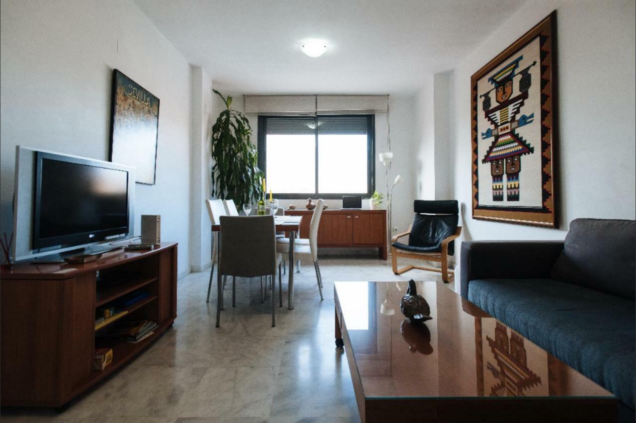 The Best Hostelito! Free Parking Seville Exterior photo